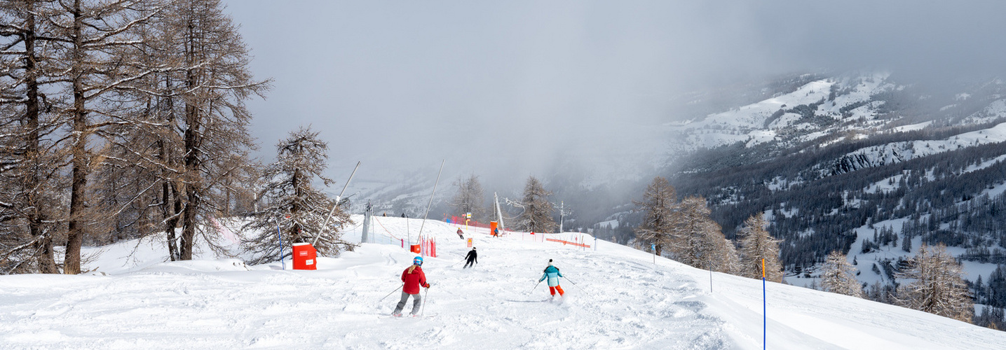 Skieurs - Le Sauze
