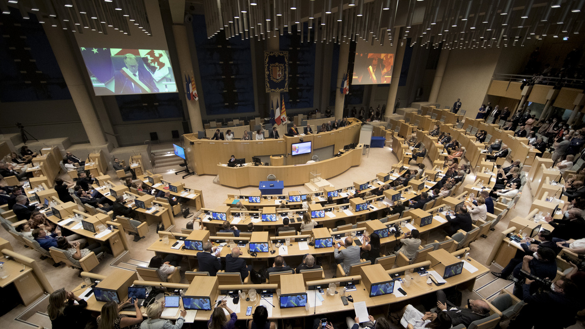 Pourquoi le Conseil régional élira-t-il un nouveau président le 12 octobre ?