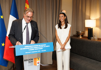 SUD115015-remise insignes brun rabuel-Fabien Boukla - Agence Realize BD