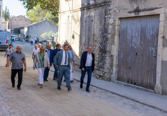 SUD114297-saint eloi boulbon-Region Sud - Guillaume RUOPPOLO BD