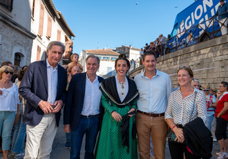 SUD115578-Corrida arles-Region Sud - Regis CINTAS-FLORES BD