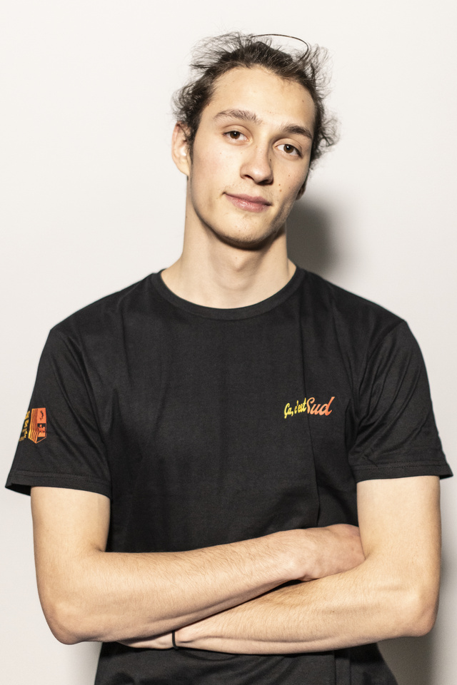 Sacha AVON